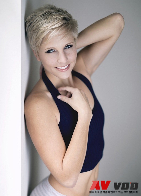 매캐나 블루 / Makenna Blue - SETFLIX